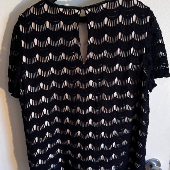 Kate Spade beautiful and classy top - Picture 4 of 4